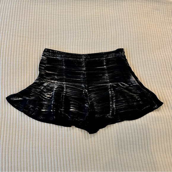 Tina Jo Skort - Picture 2 of 6
